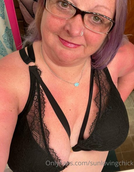 sunlovingchick pornstar sexy image