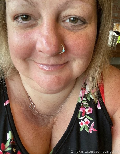 sunlovingchick xxx pornstar image