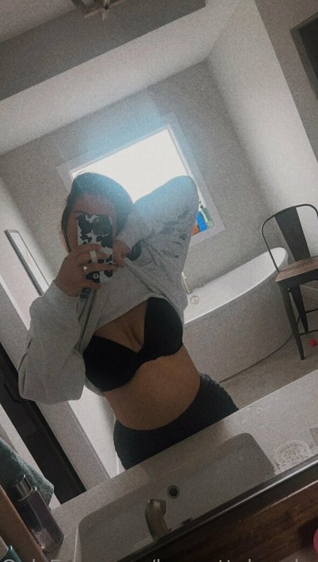 brunettebombshell13 xxx pornstar pictures