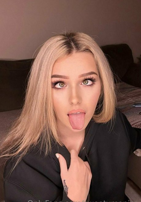 sweetymonica model best pics