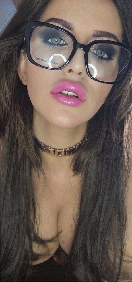 harleybabybaby pornographic model picture