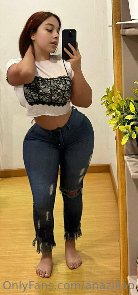 anazillap exclusive star picture