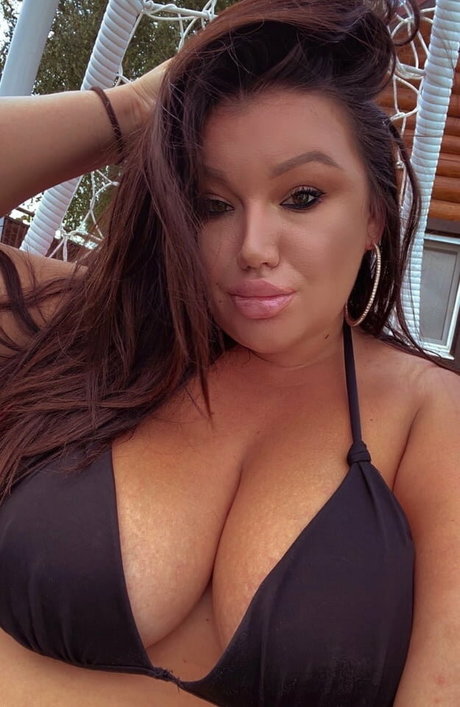 Dasha Kovalenko erotic pornstar picture