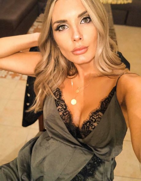 Alicia Hill model nice gallery