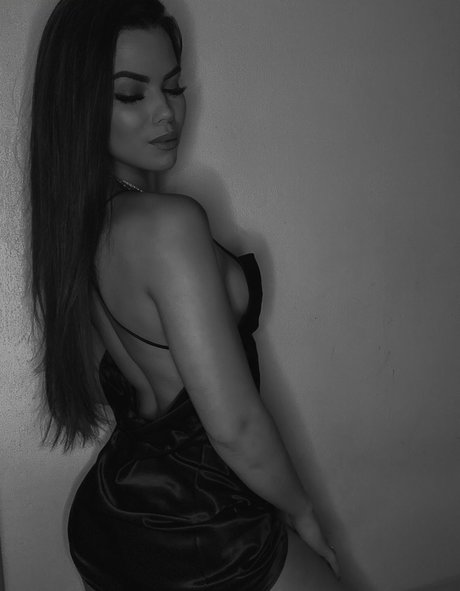 Balciunaite Evelina porn model img