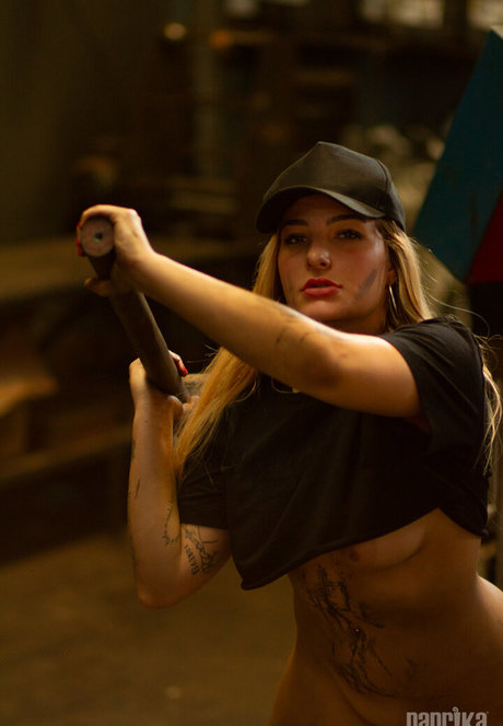 Victoria Foglia erotic model pictures