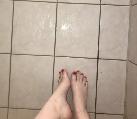 just me and my feet hd pornstar archive