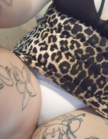 alwaysnaughty32 star adult picture