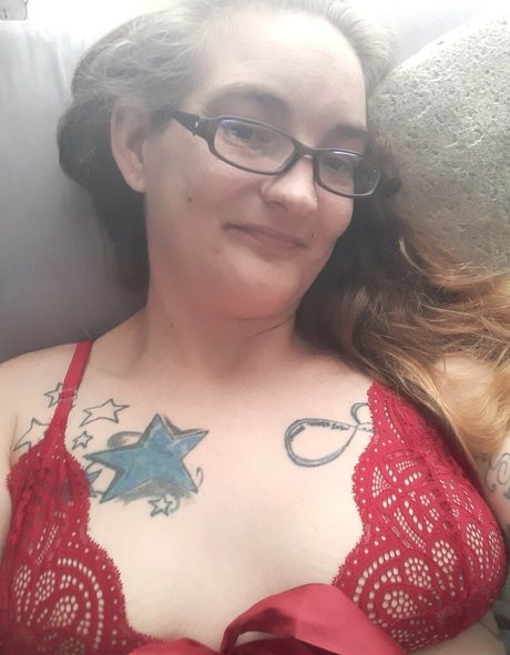 alwaysnaughty32 free pornstar img