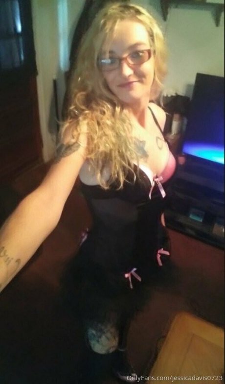 alwaysnaughty32 star hot archive