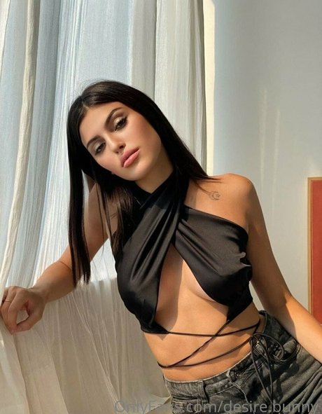 Desiree Bunny model adult images