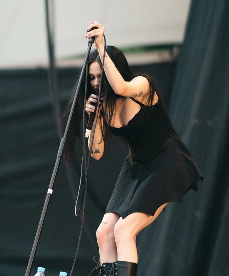 Maggie Lindemann model nudes pictures