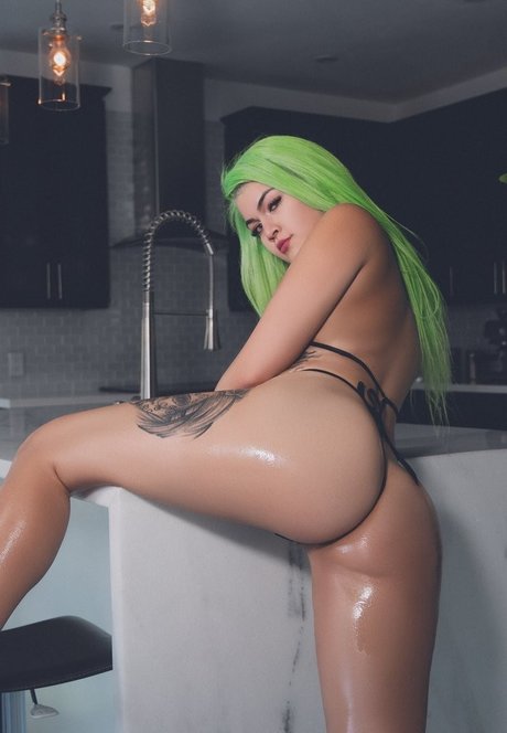 Babycheechtv star hot pics