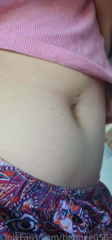 beebee0503 model hot img