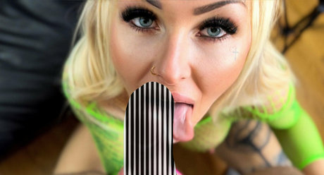 kfoxdd perfect actress galleries