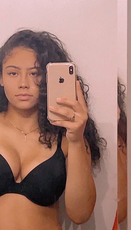 Yamiflex model pretty images