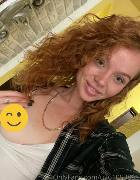 redfoxxxxxxx free pornstar photo