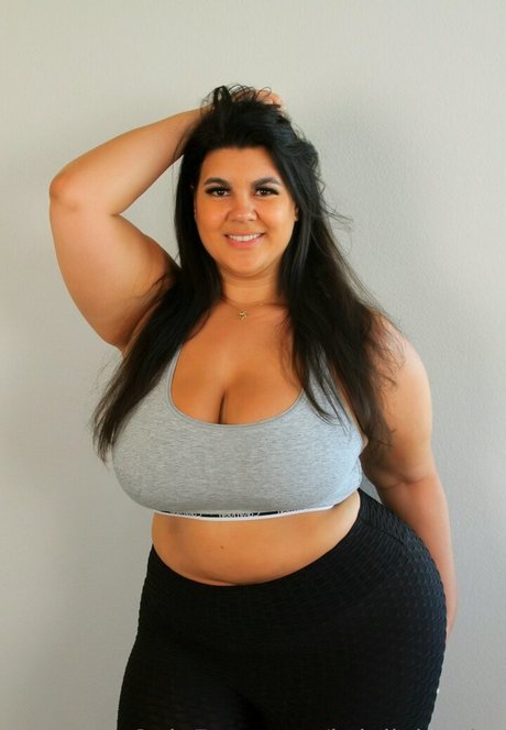 briellabardot free model pics