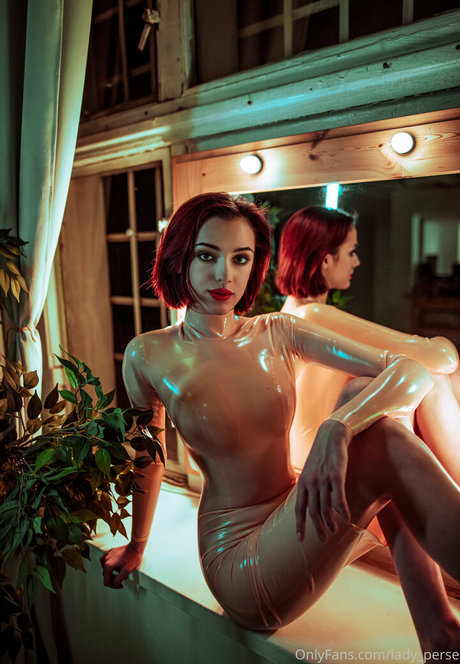 Lady Perse pornographic model image