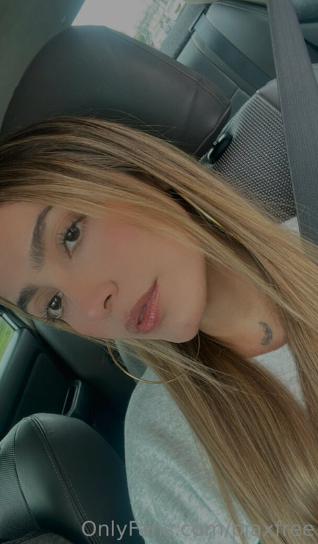 piaxfree pretty actress pic