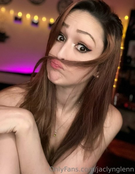 Jacklyn Glenn pretty actress photo