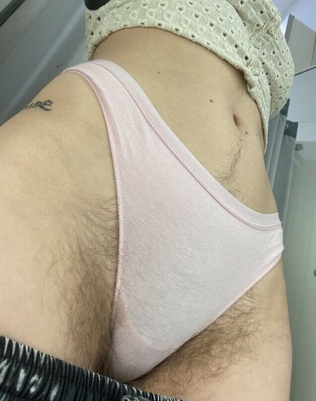 hairybarbie naked pornstar pictures