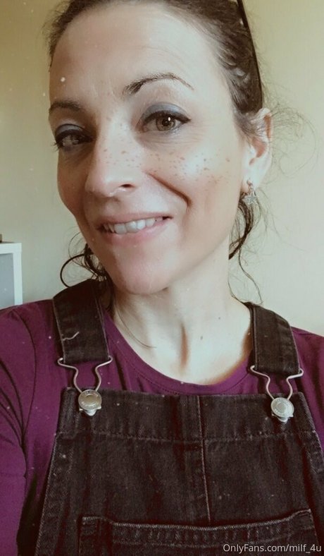 mindfulwithrose star naked pic