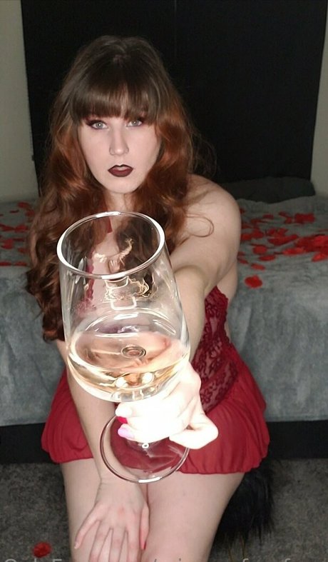 crimsonfuryfree model porn archive