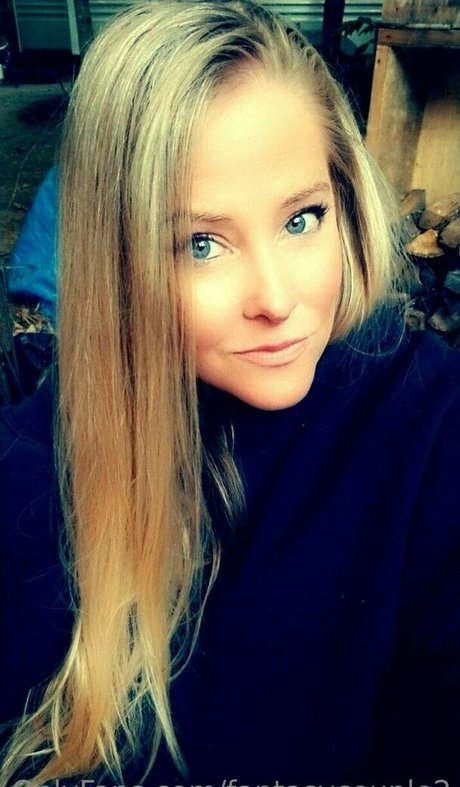 fantasycouple2 pornographic model pictures