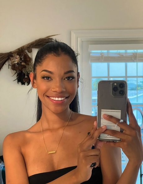 Eden Jabari xxx actress gallery