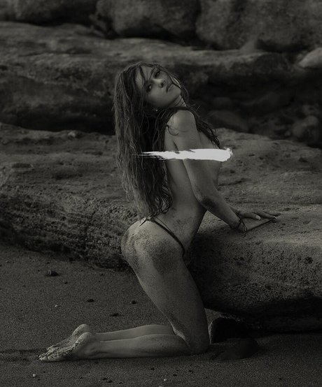 Nayeli Rose pornstar naked pictures