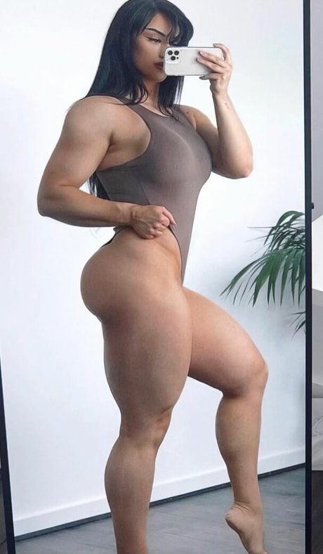 Kiki Vhyce free pornstar archive