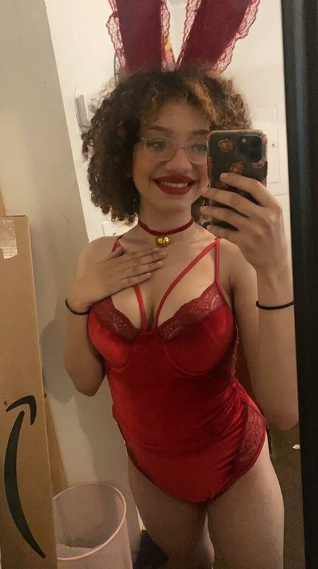 Val Figgs model porn photos