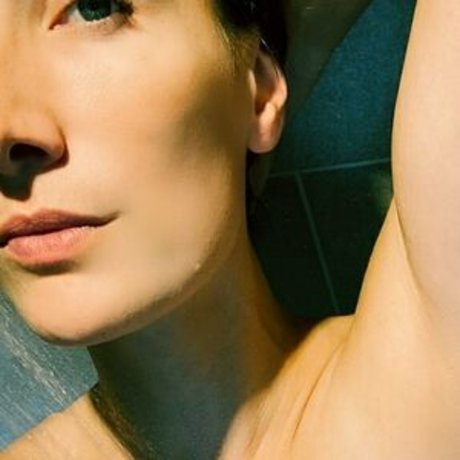 Deeeelicious nude model gallery