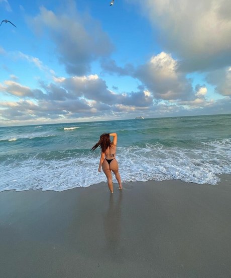 taylor devriendt pornstar nude archive