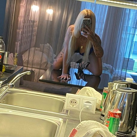 barbika000 sexy star photos