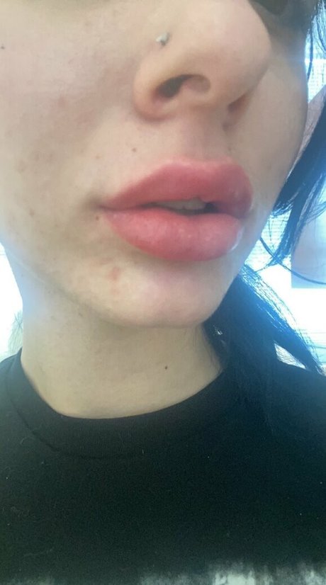 mamiehades naked star pics