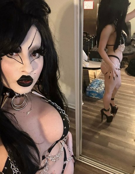 mamiehades pornographic model gallery