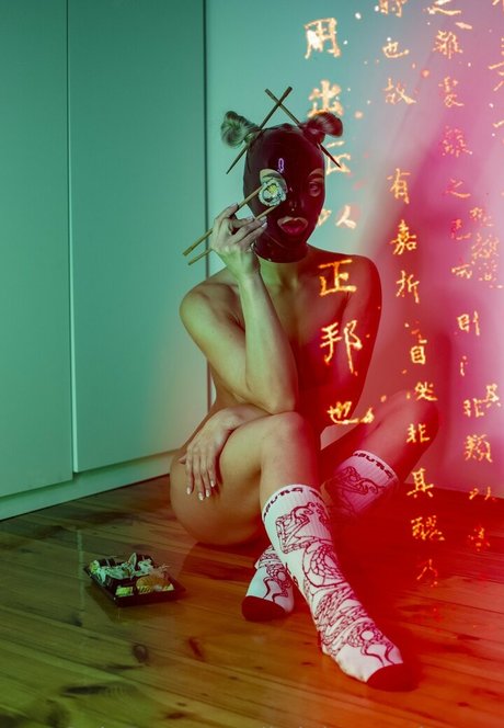 littlelatexprincess art pornstar photo