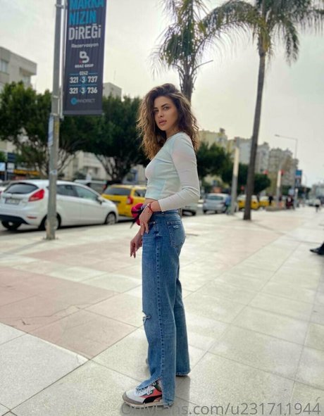 mollly dolly pornstar perfect pic