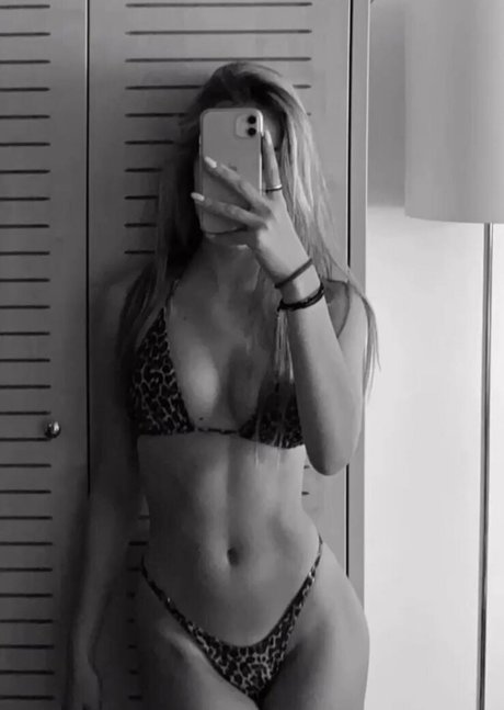 Arthemis Cuibari nudes pornstar pic