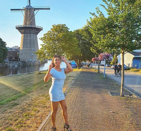 Natassia Crystal perfect model photos