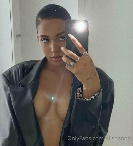 Alisha Kone star nice picture