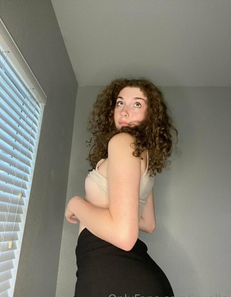 ivyelle star hot image