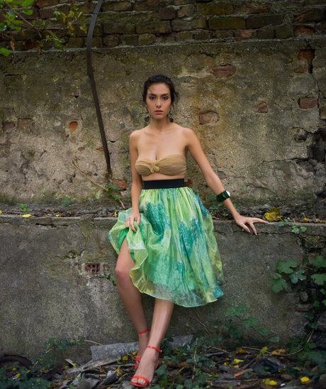 Asli Sevi star best img