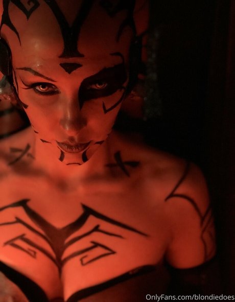 blondiedoes pornstar erotic img