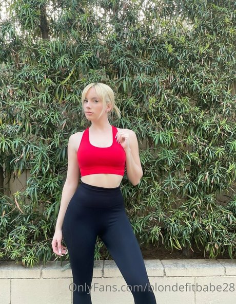 blondefitbabe28 hd actress galleries