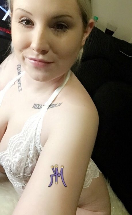 katiiemae beautiful model gallery