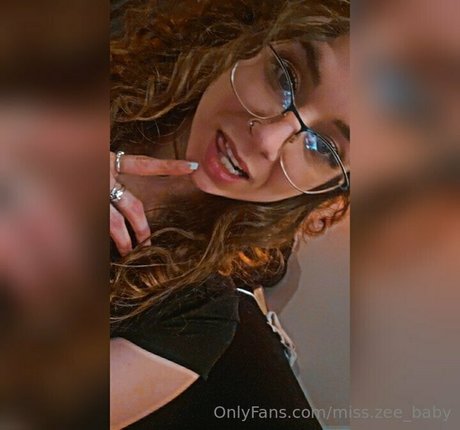 little miss zee pornstar nice picture