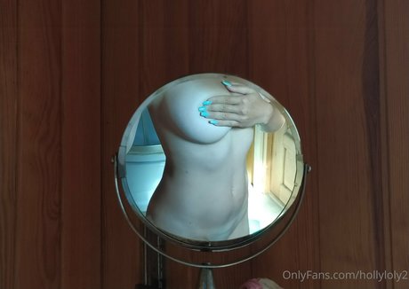 hollyloly2 model pretty img